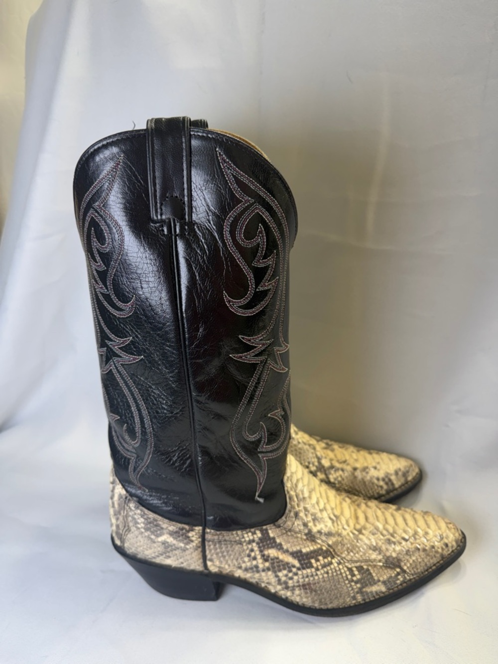 Vintage  Dingo Snakeskin Cowboy Boots  10.5 D Style  Two-Tone Leather